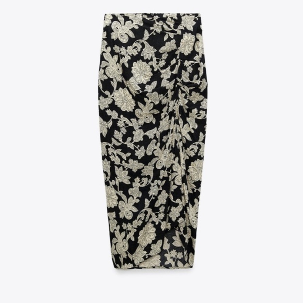Zara NWT floral midi skirt